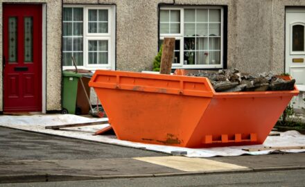 How Skip Bin Hire Can Simplify Your Home Renovation Cleanup