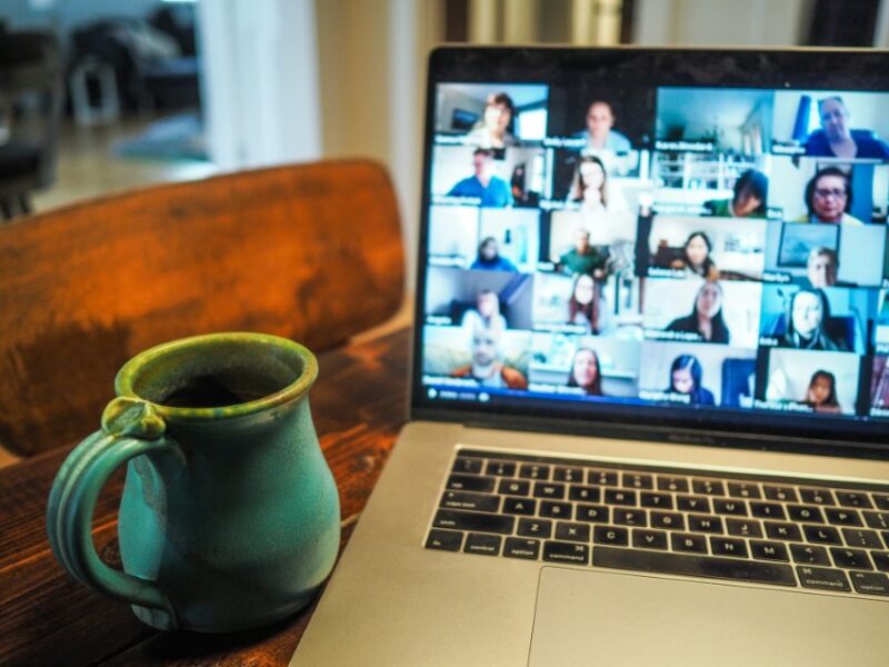 online-tutor-800x600 5 Careers That Can Be Performed From A Home Office